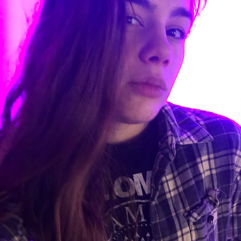 Meet your Posher, Alissa